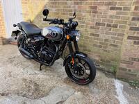 ROYAL ENFIELD HUNTER 350