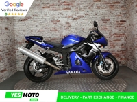 YAMAHA R6